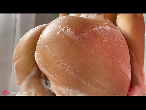 ❤️ Brunette si masturba a figa cù un vibratore per un orgasmu intensu in a doccia Video sessu à co.extraclasswork.ru
