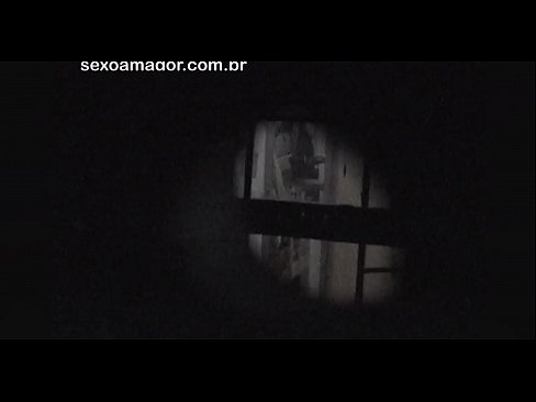 ❤️ Blondie hè videoregistrata in segretu da un voyeur di u quartieru nascostu daretu à i mattoni cavi Video sessu à co.extraclasswork.ru